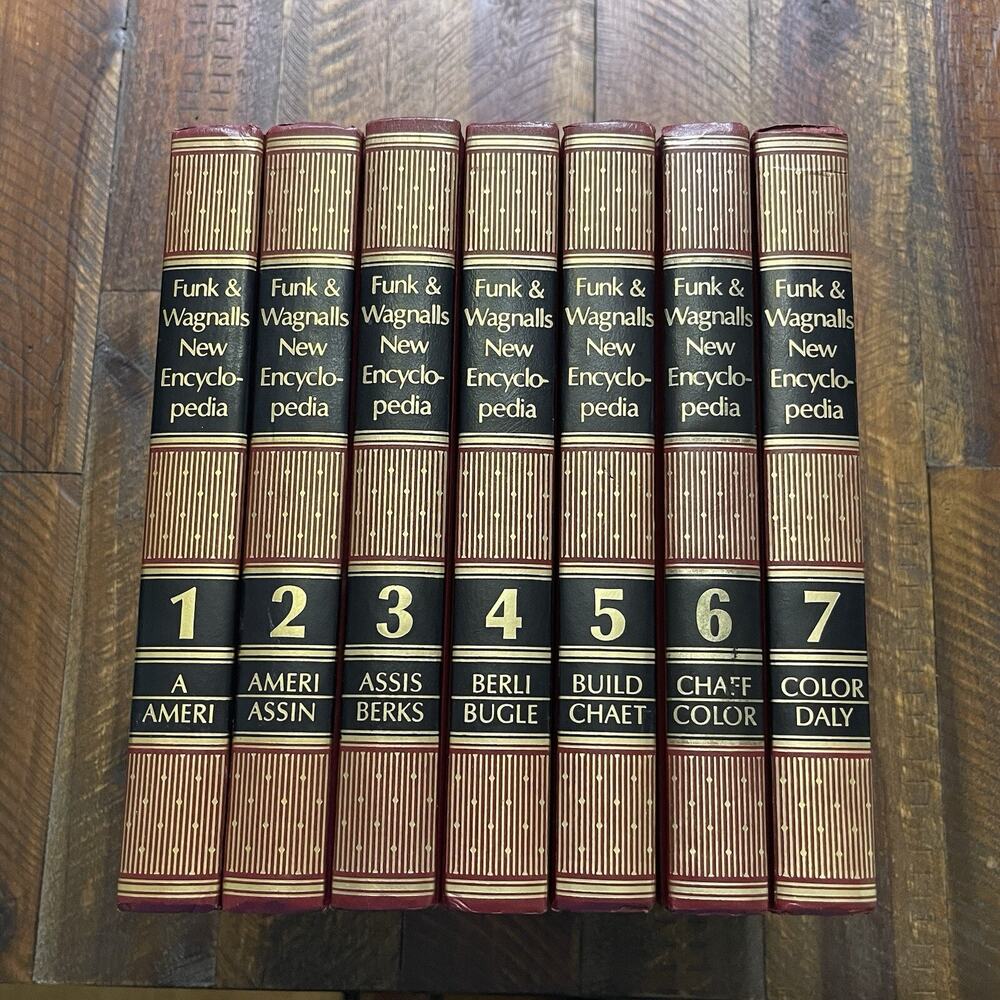 VTG Funk and Wagnalls New Encyclopedia 1986 Set Vol 1-7